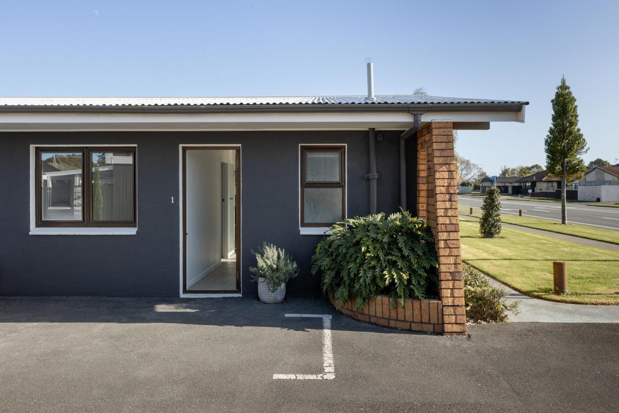 Cobblestone Court Motel - Wenzel Motels Tauranga Luaran gambar
